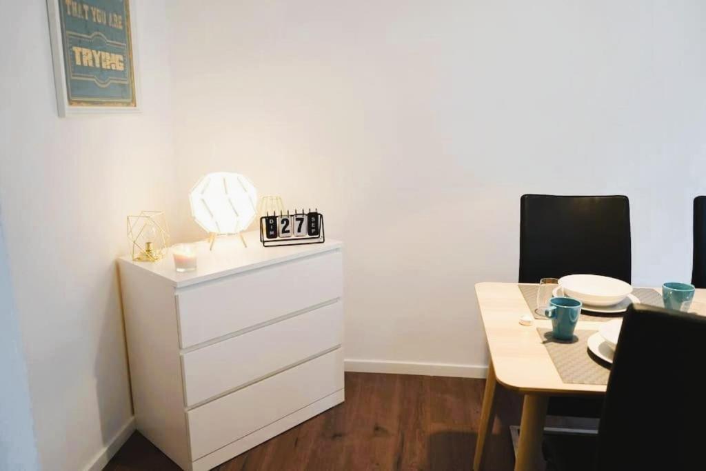 Rm-1 - Appartement F2 Au 1Er Etage Pour 1-3 Pers Mylhúzy Exteriér fotografie